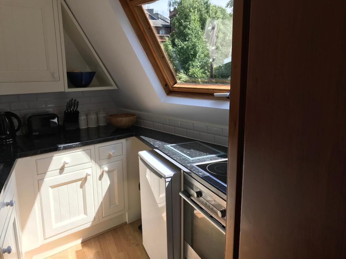 Apartment Stylish With Private Roof Terrace Edinburgh