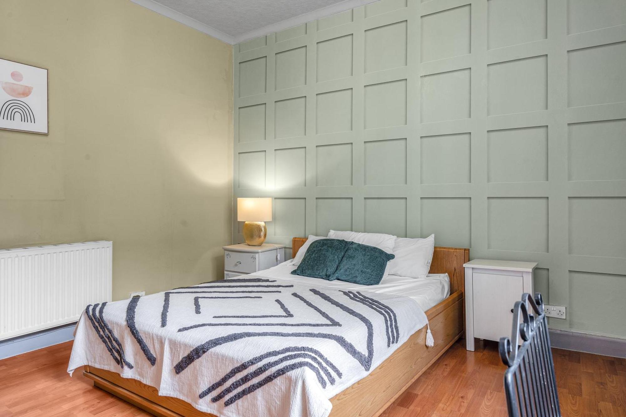 Central, Cozy 2br-1ba-haymarket - With Parking Appartement Édimbourg