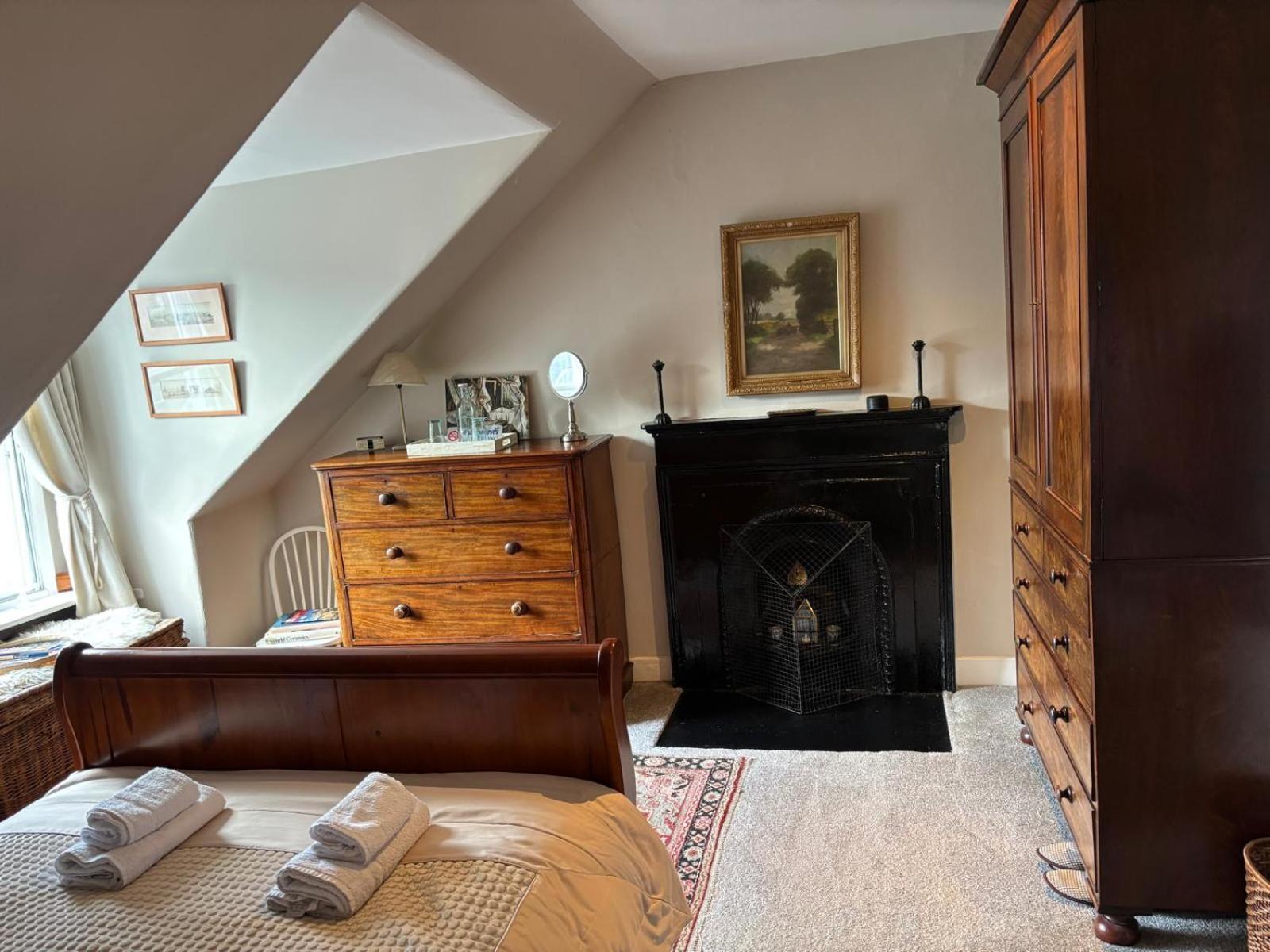Apartment Stunning 2-bedroom Georgian Flat, Centre Edinburgh