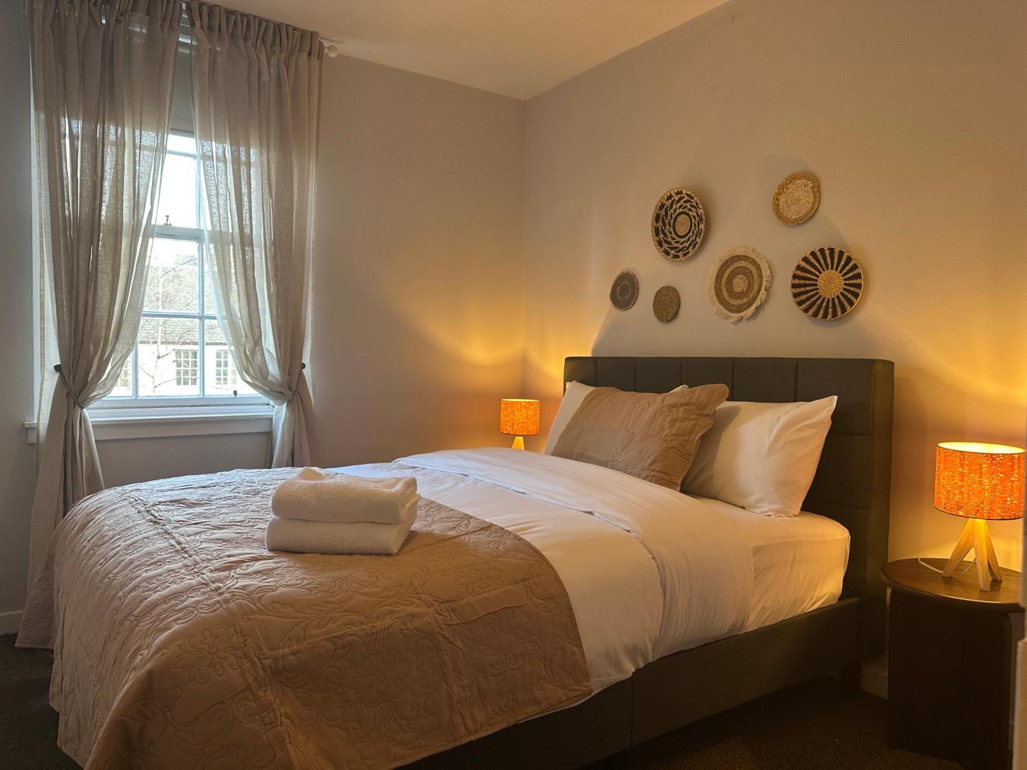 Apartment Nicolson Street Two Bedrooms Edinburgh