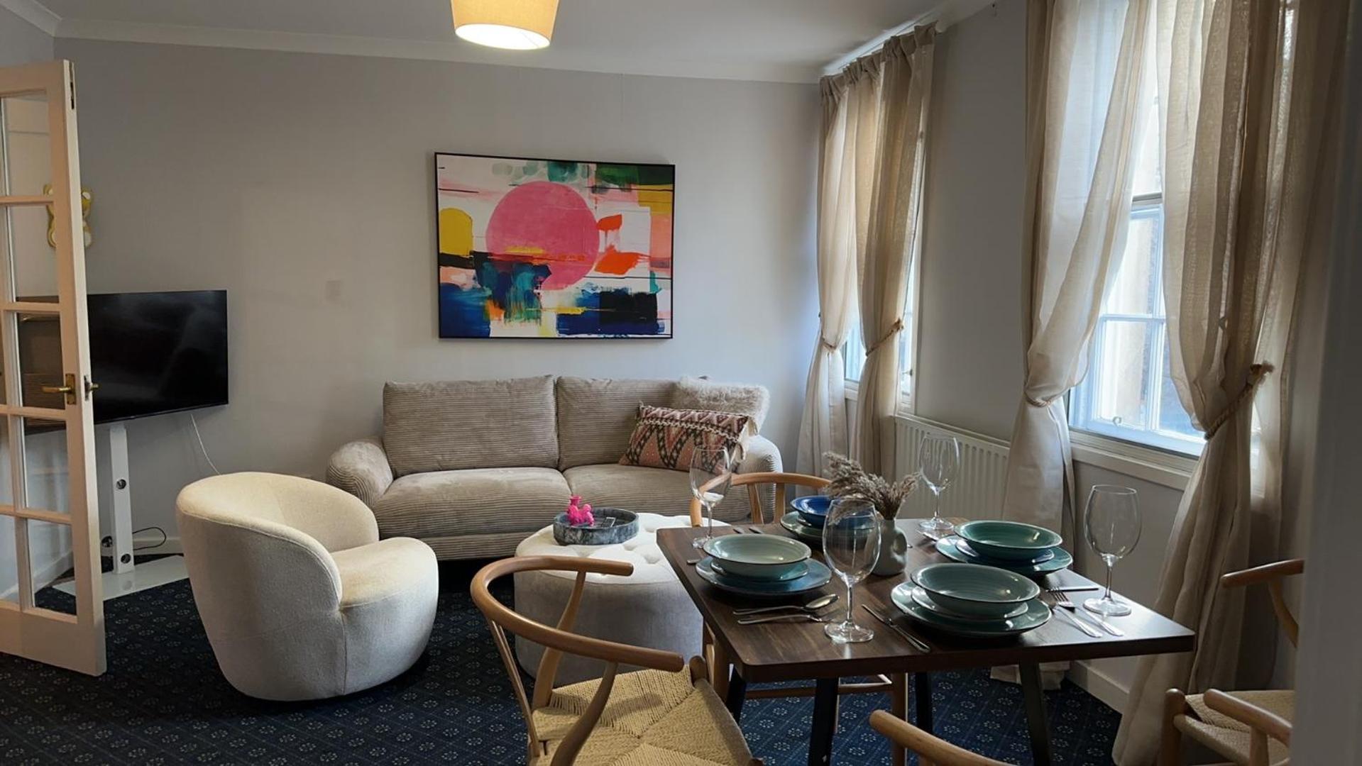 Apartment Nicolson Street Two Bedrooms *