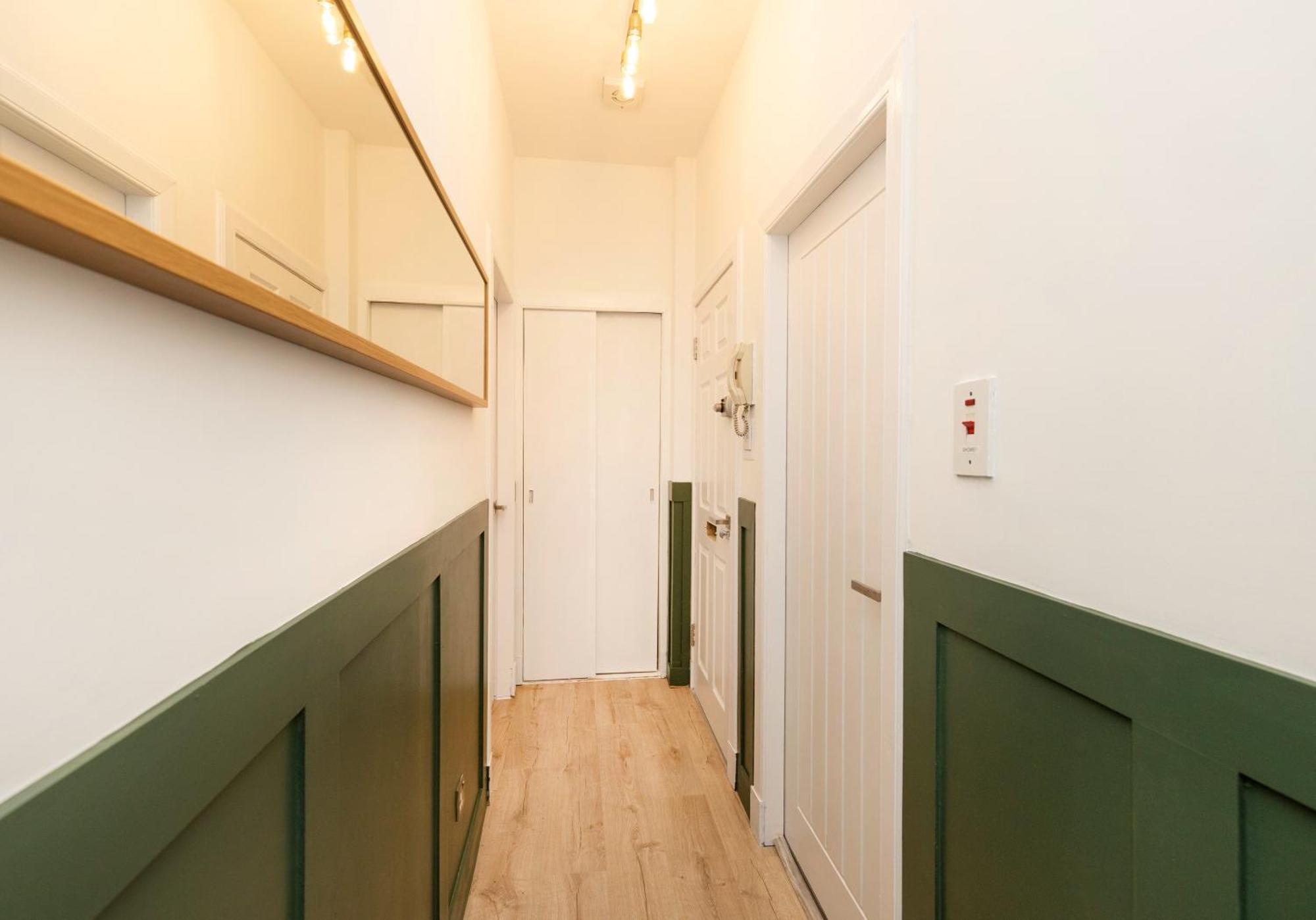 Grassmarket Apartment *