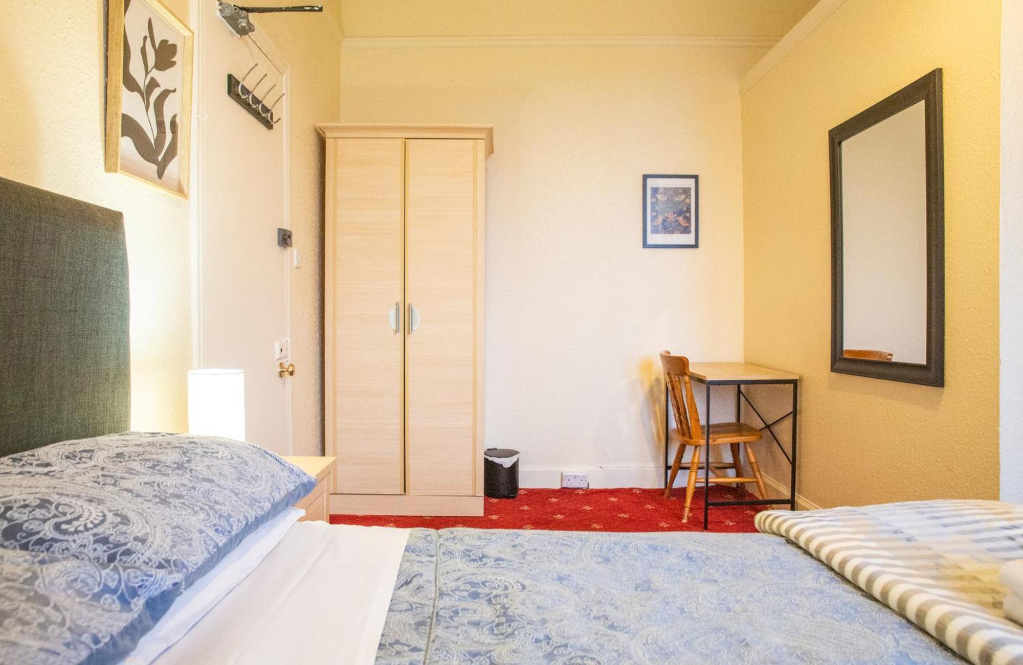 Sailte House * EDI