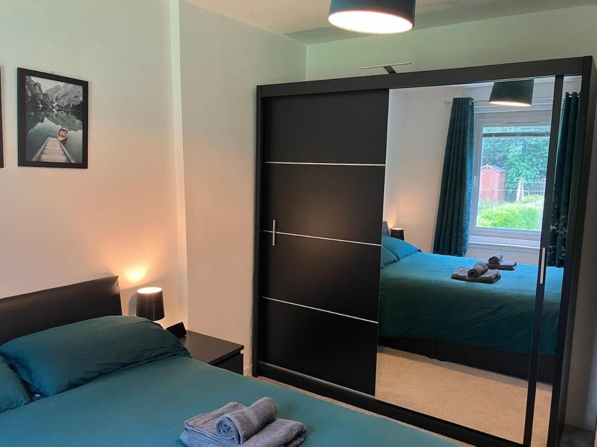 1 Bed Flat Near Murrayfield Edinburgh