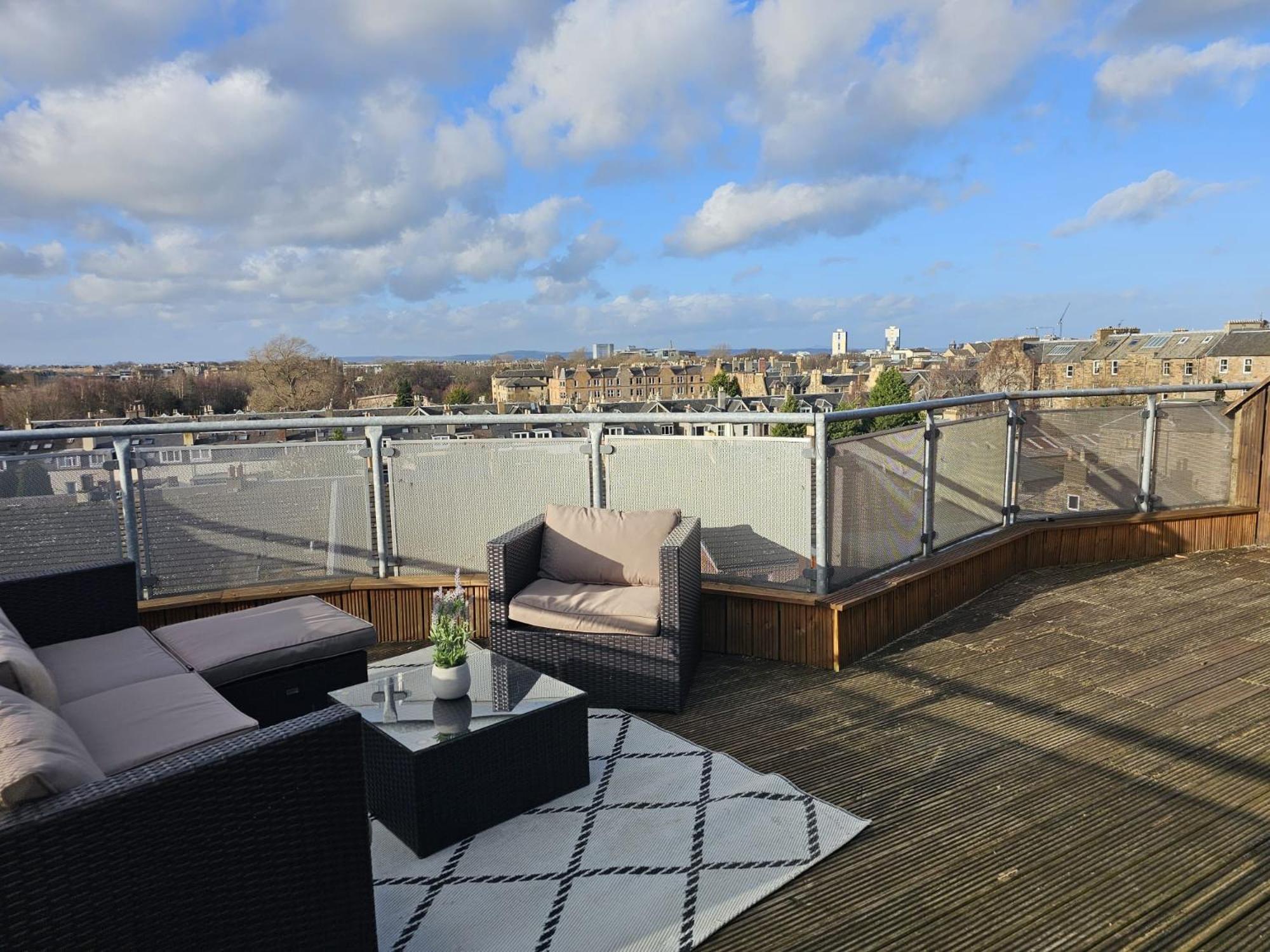 Rooftop Retreat * EDI