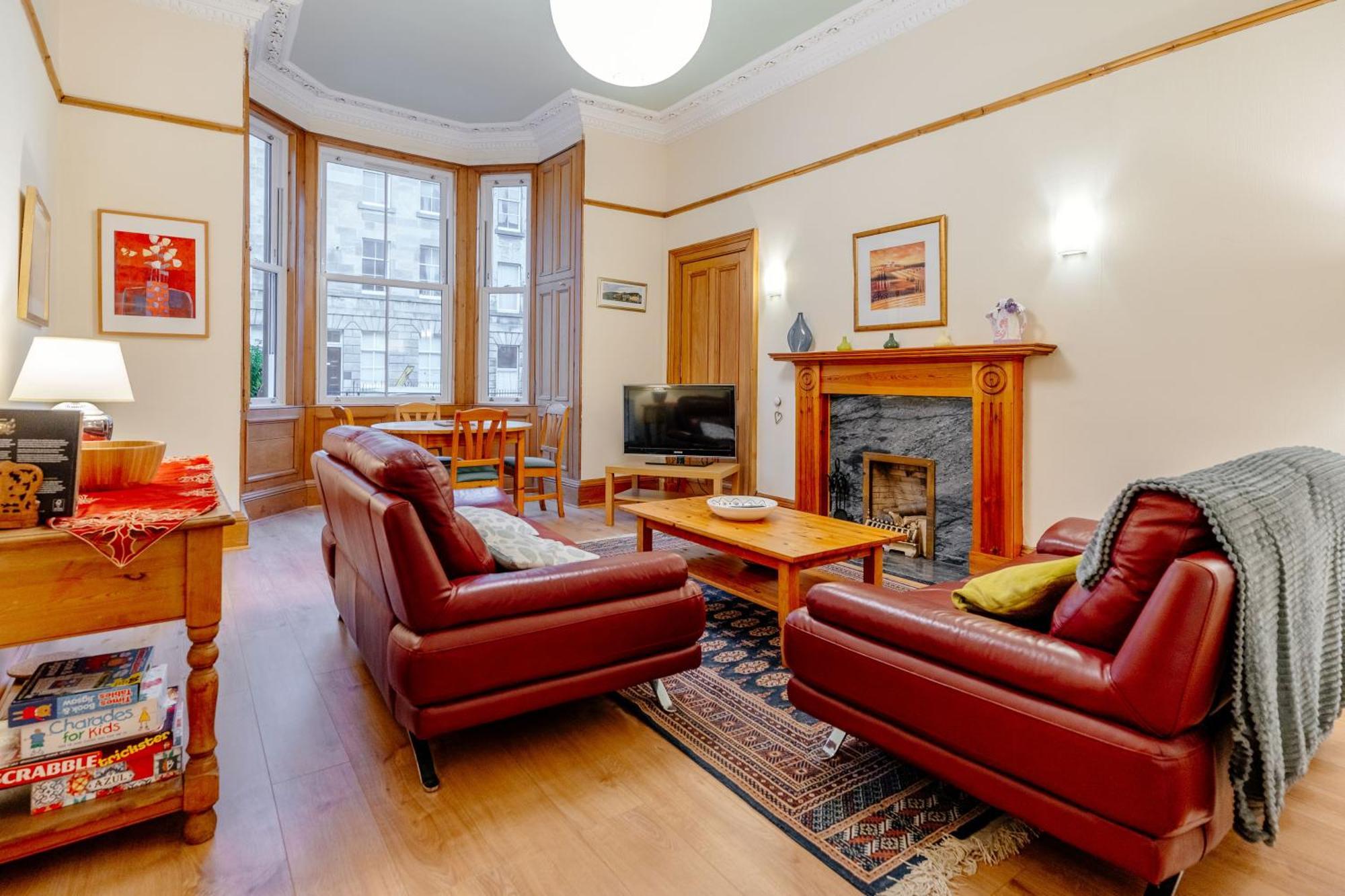 Beautiful Spacious Ground Floor Newington Flat Appartement EDI
