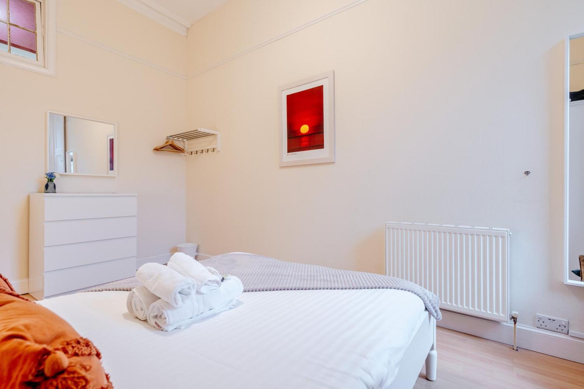 Delightful Ground Floor Newington Flat *