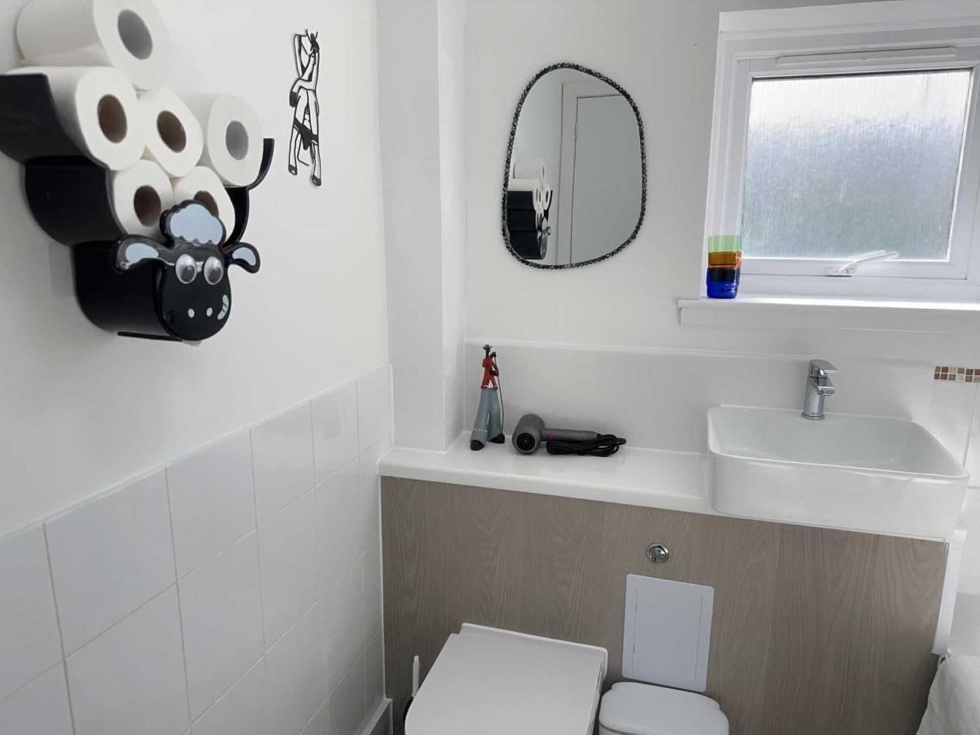 Stylish One Bedroom *
