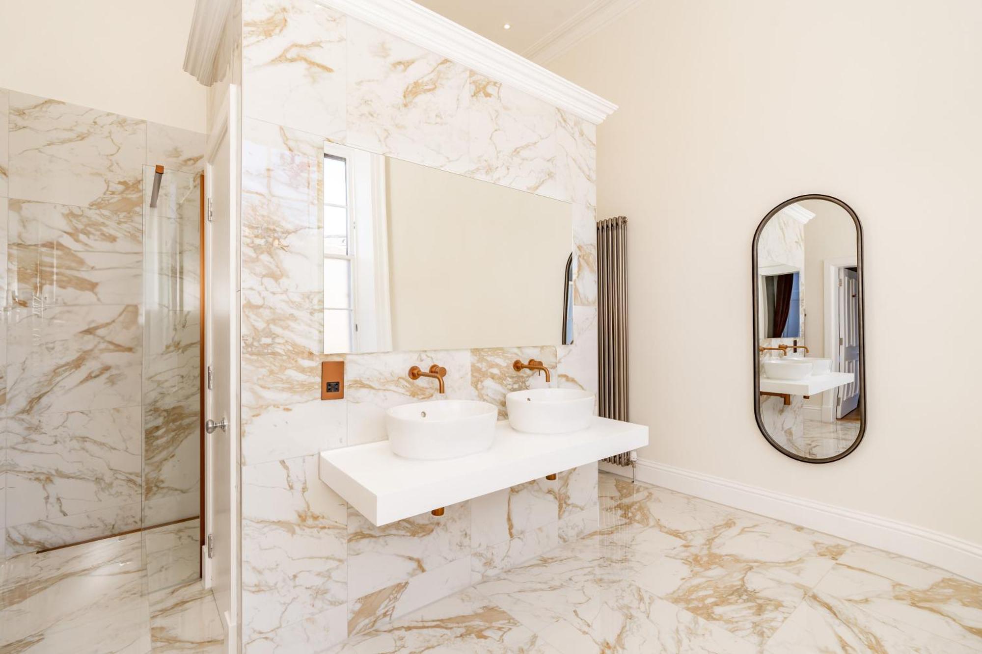 Dragon Luxury At 8 Albyn Place Édimbourg
