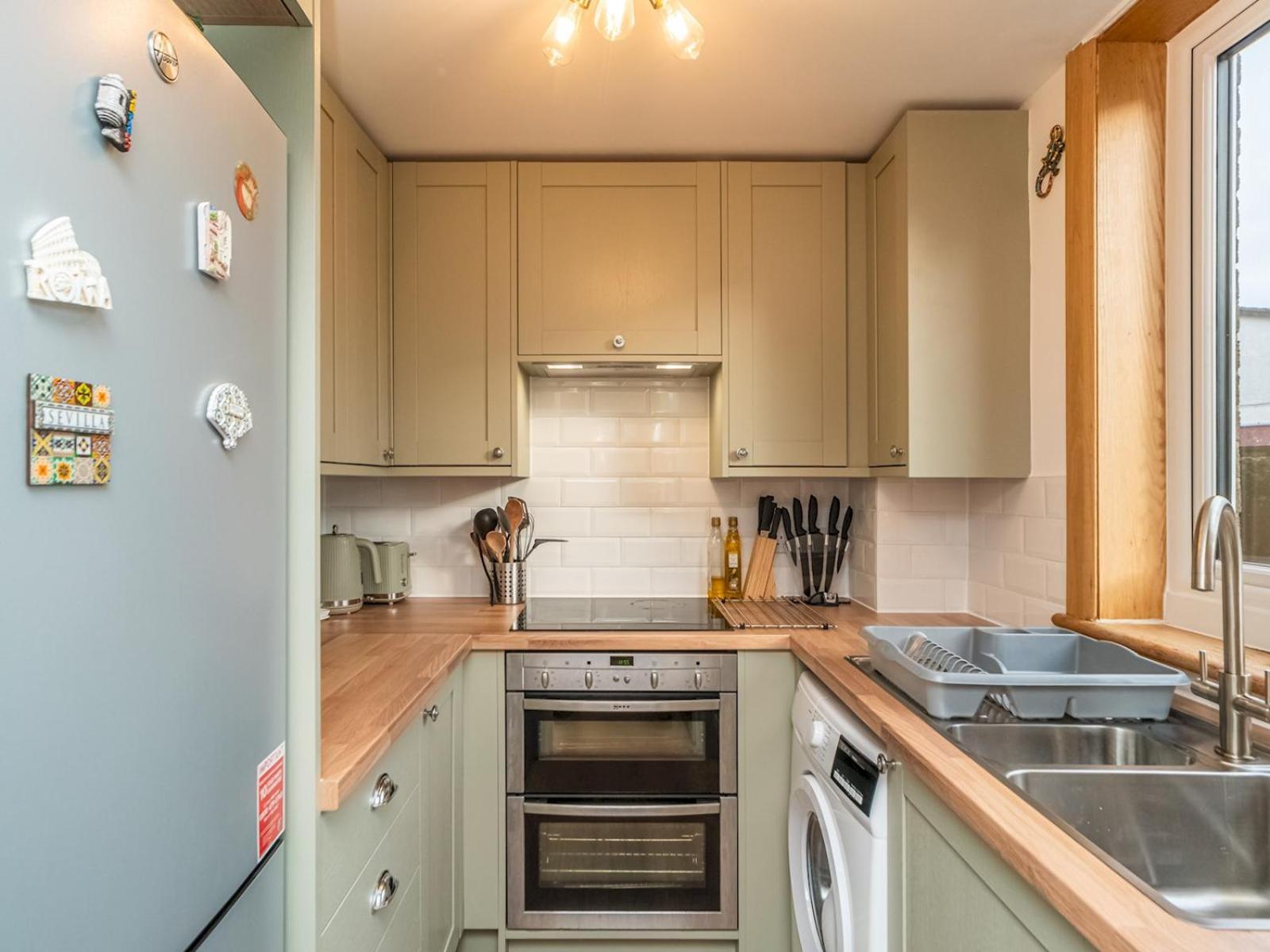 1 Bedroom Beachside Pass The Keys * Edinburgh