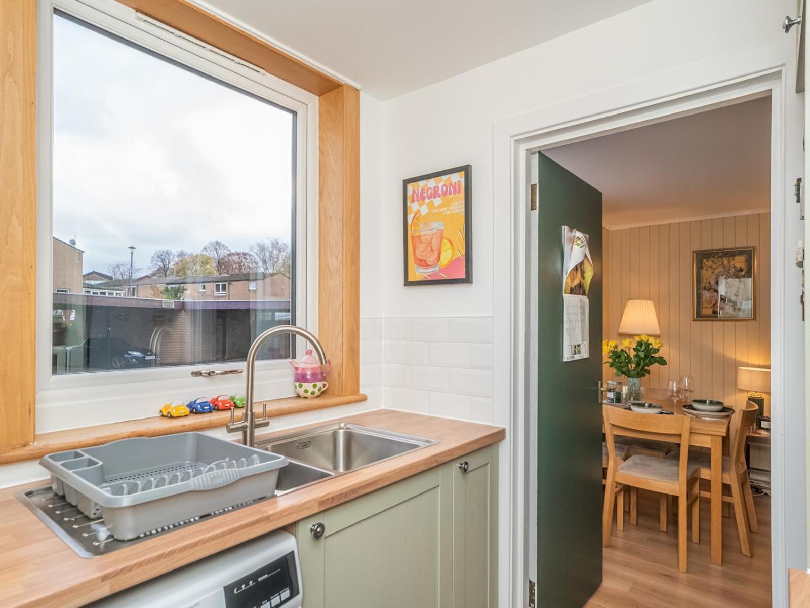 1 Bedroom Beachside Pass The Keys * Edinburgh