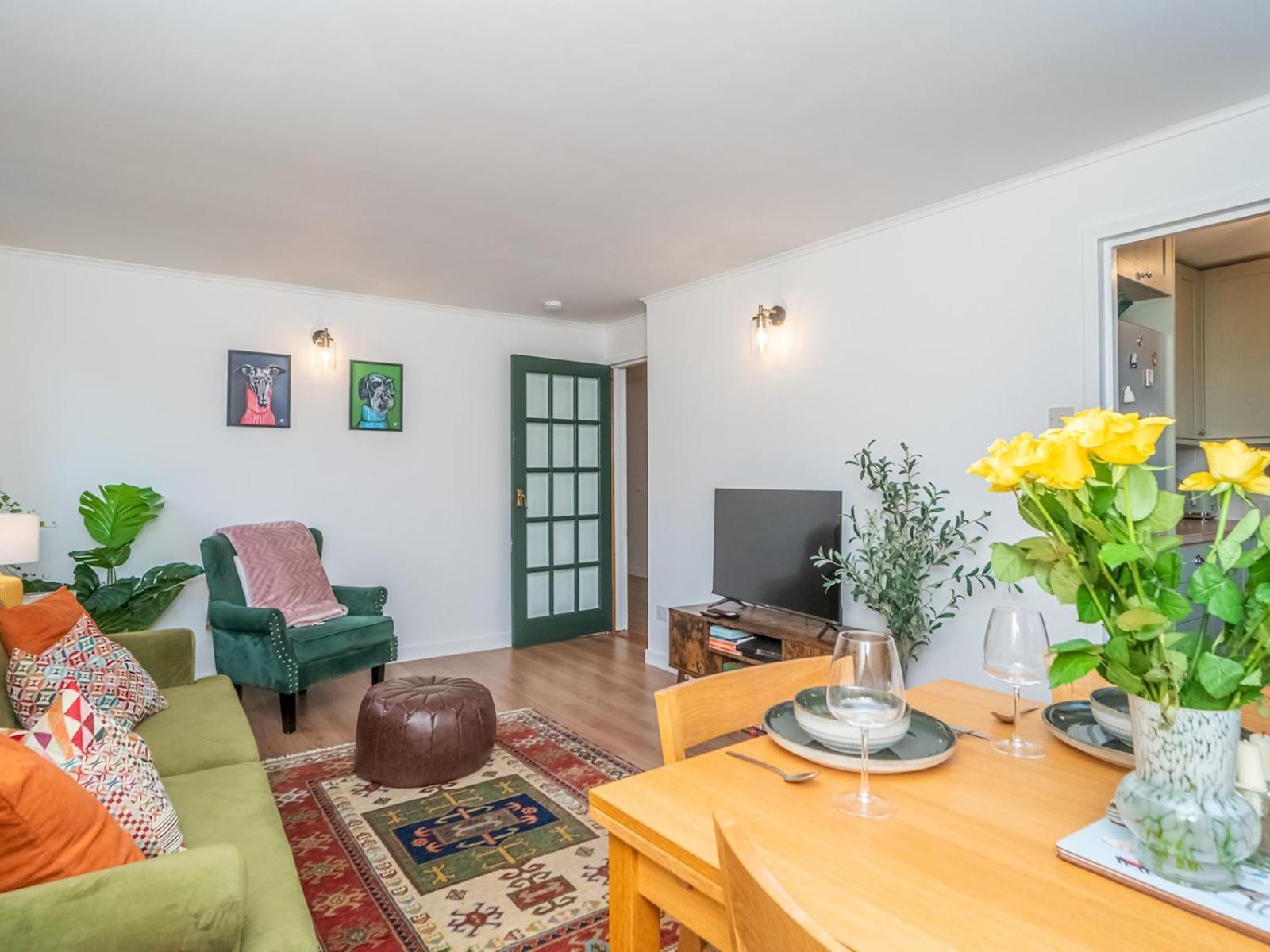 1 Bedroom Beachside Pass The Keys