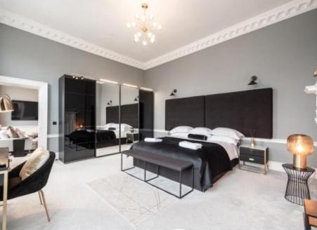 York Place Residence, Apartment