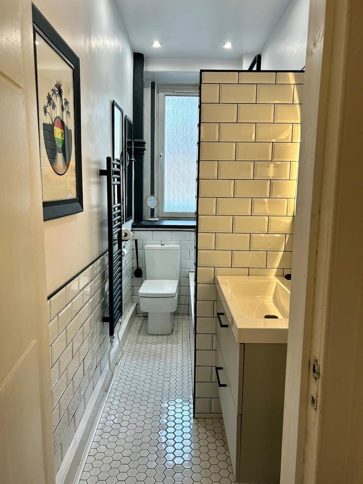 Trendy Historic Flat In