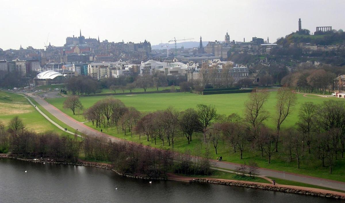 Luxury At Edinburgh
