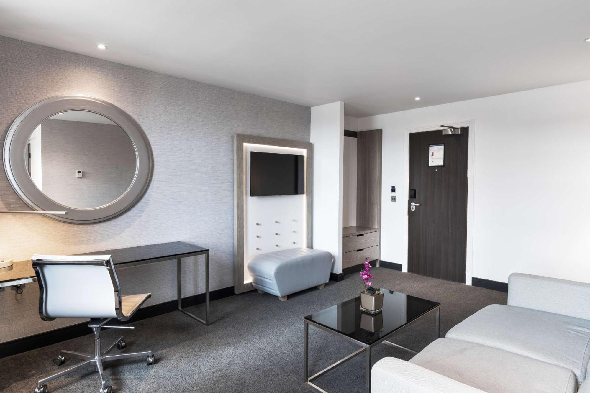 Radisson Blu Hotel, Centre Hotel EDI