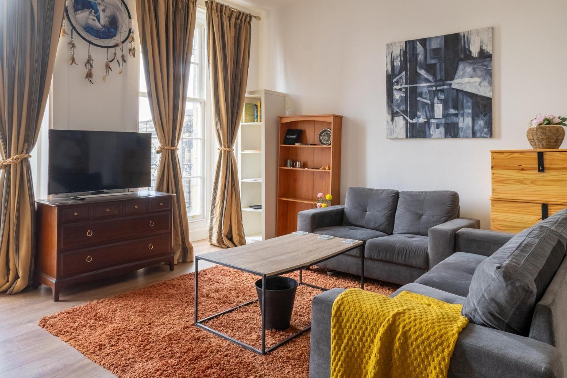 Appartement Bright High-ceiling 2bd Flat - Edinburgh! EDI