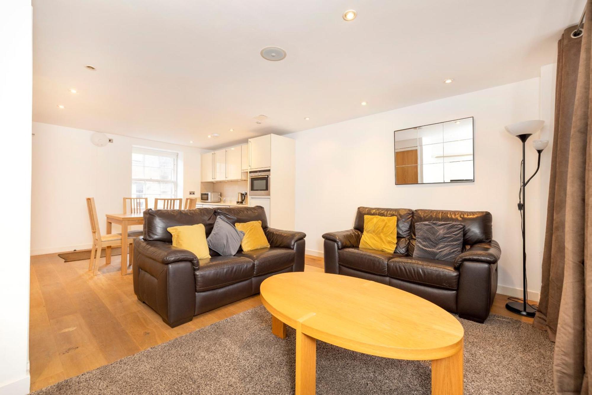 Joivy Superb Flats In The Heart Of