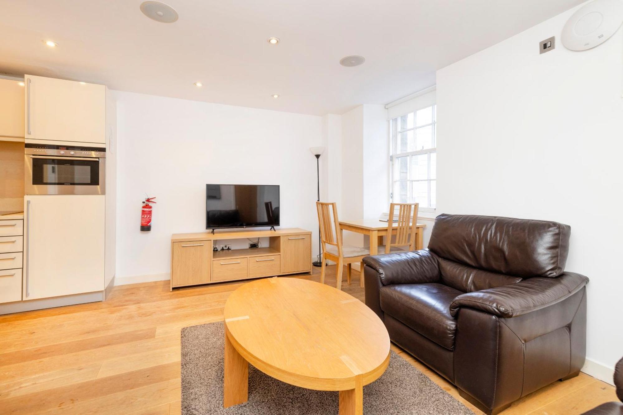 Joivy Superb Flats In The Heart Of