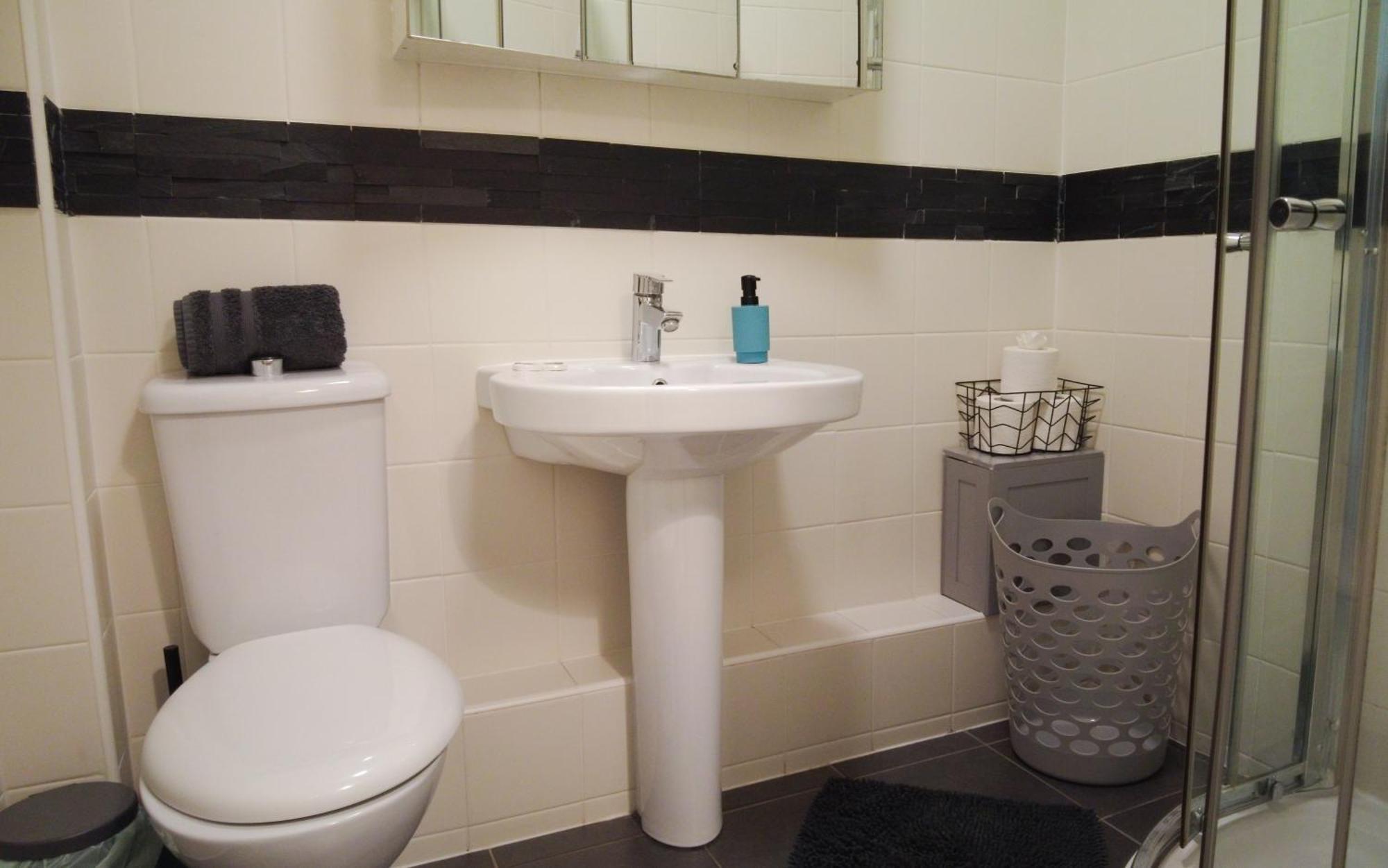 1 Bedrooms Flat In Haymarket, Heart Of Flat Sleeps 4 , Apartment Edinburgh