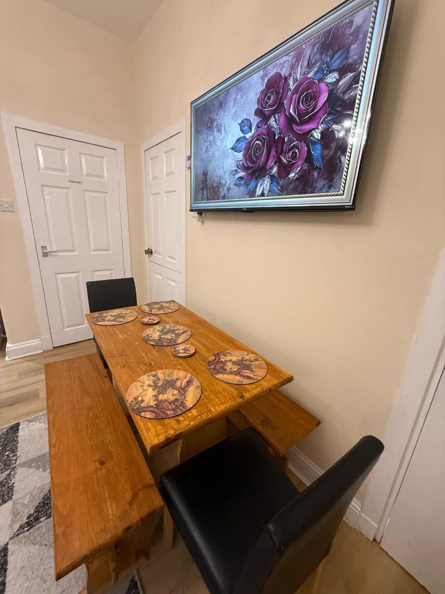 One Bedroom Flat In Old Town , Heart Of Flat Sleeps 6 Appartement