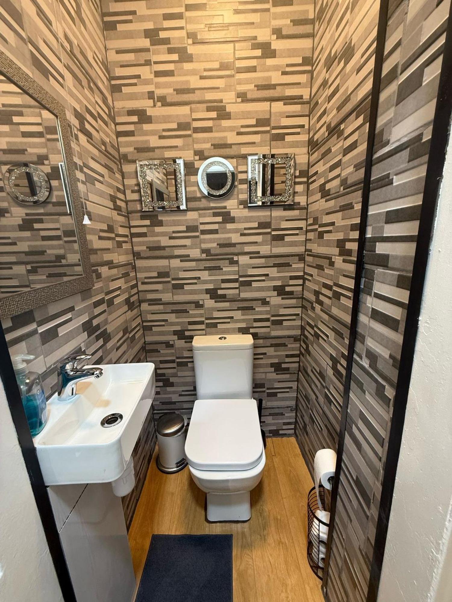 One Bedroom Flat In Old Town , Heart Of Flat Sleeps 6 Appartement EDI