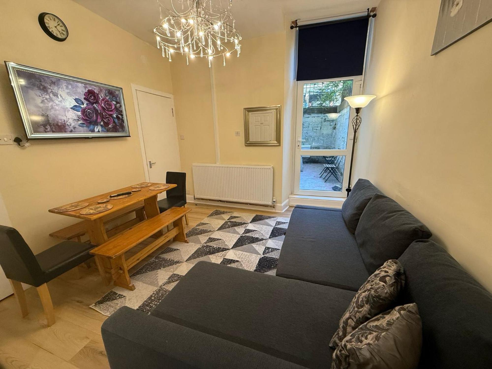 Flat In Old Town Apartment