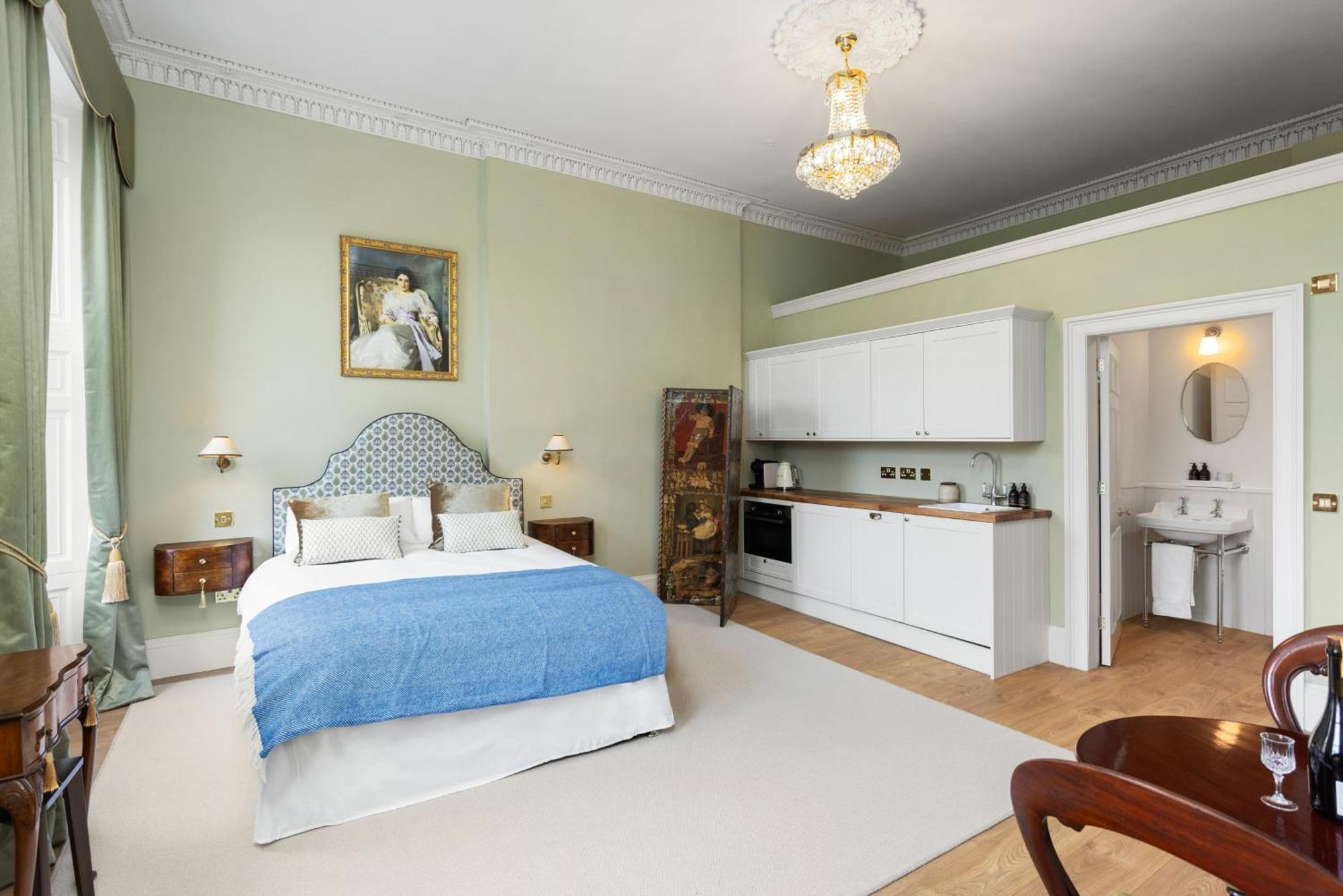 The Townhouse, Leith