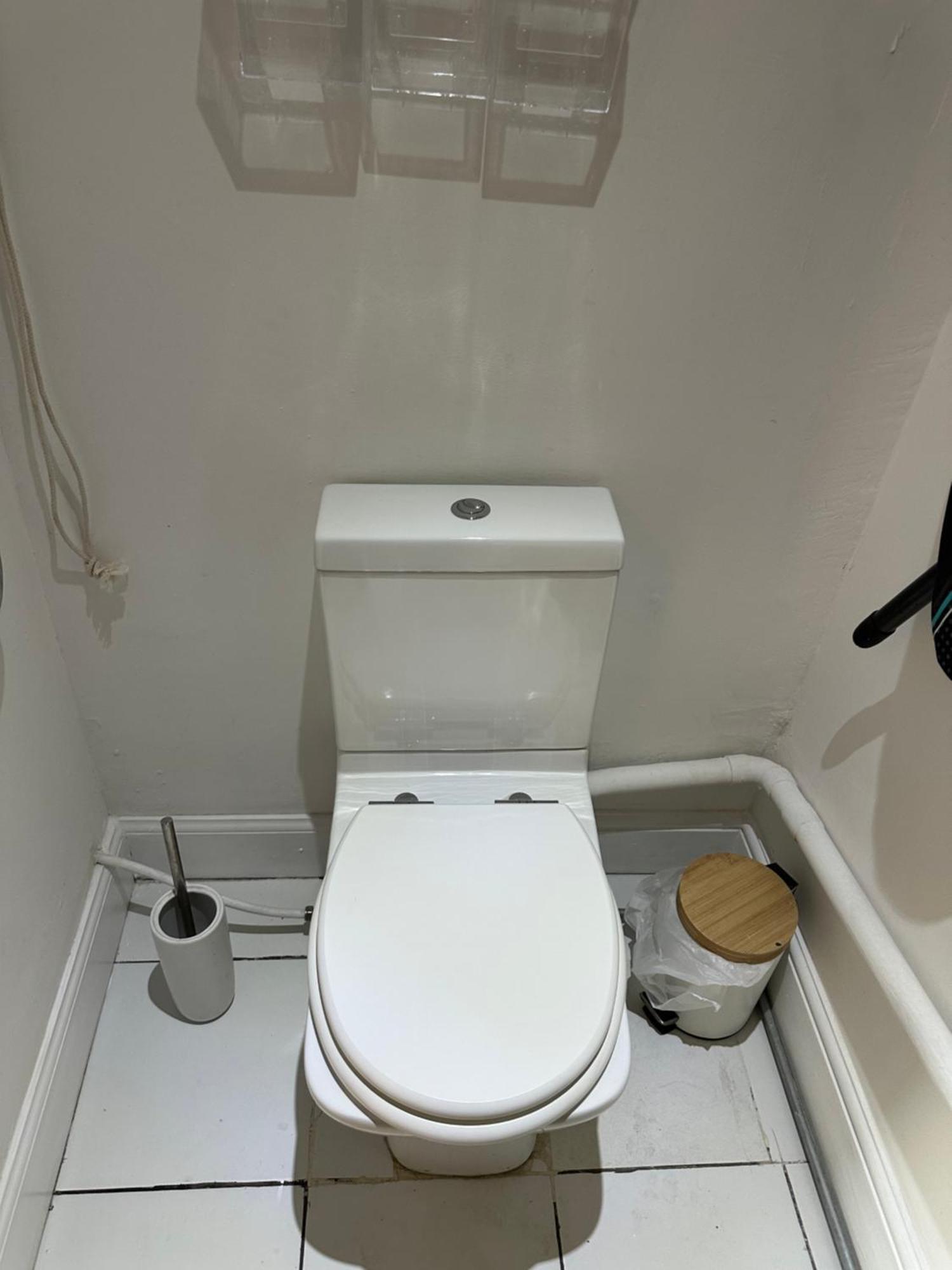 Dreghorn House - 10 Beds 2,5 Ba - Private Parking - Free Wifi *