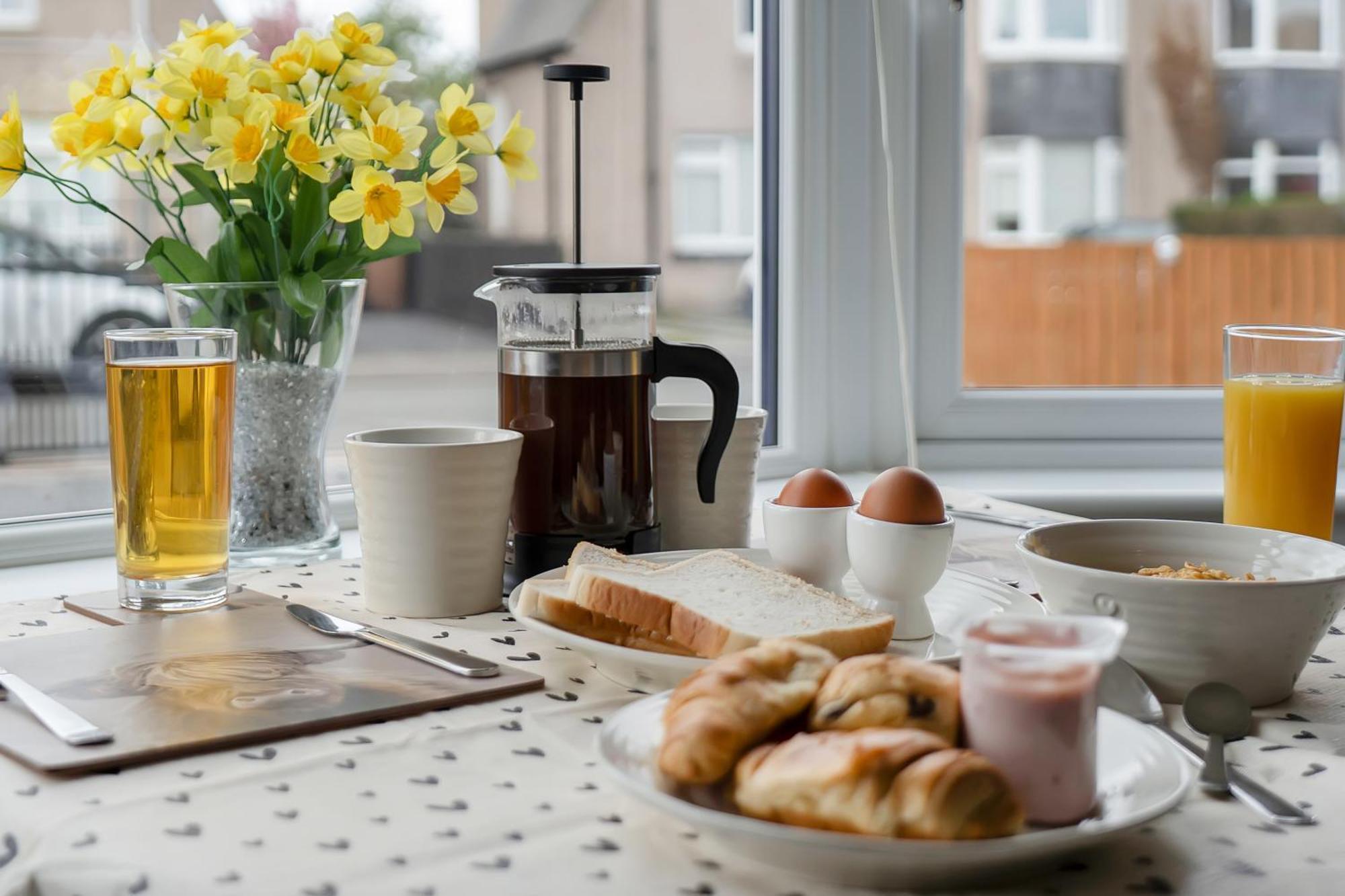 Crewe - 2 Bed, Free Off Street Parking And Private Garden Appartement
