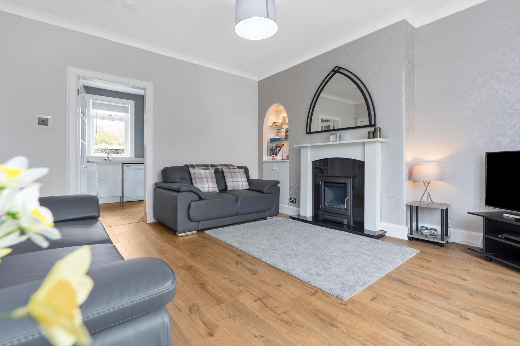 Appartement Crewe - 2 Bed, Free Off Street Parking And Private Garden EDI