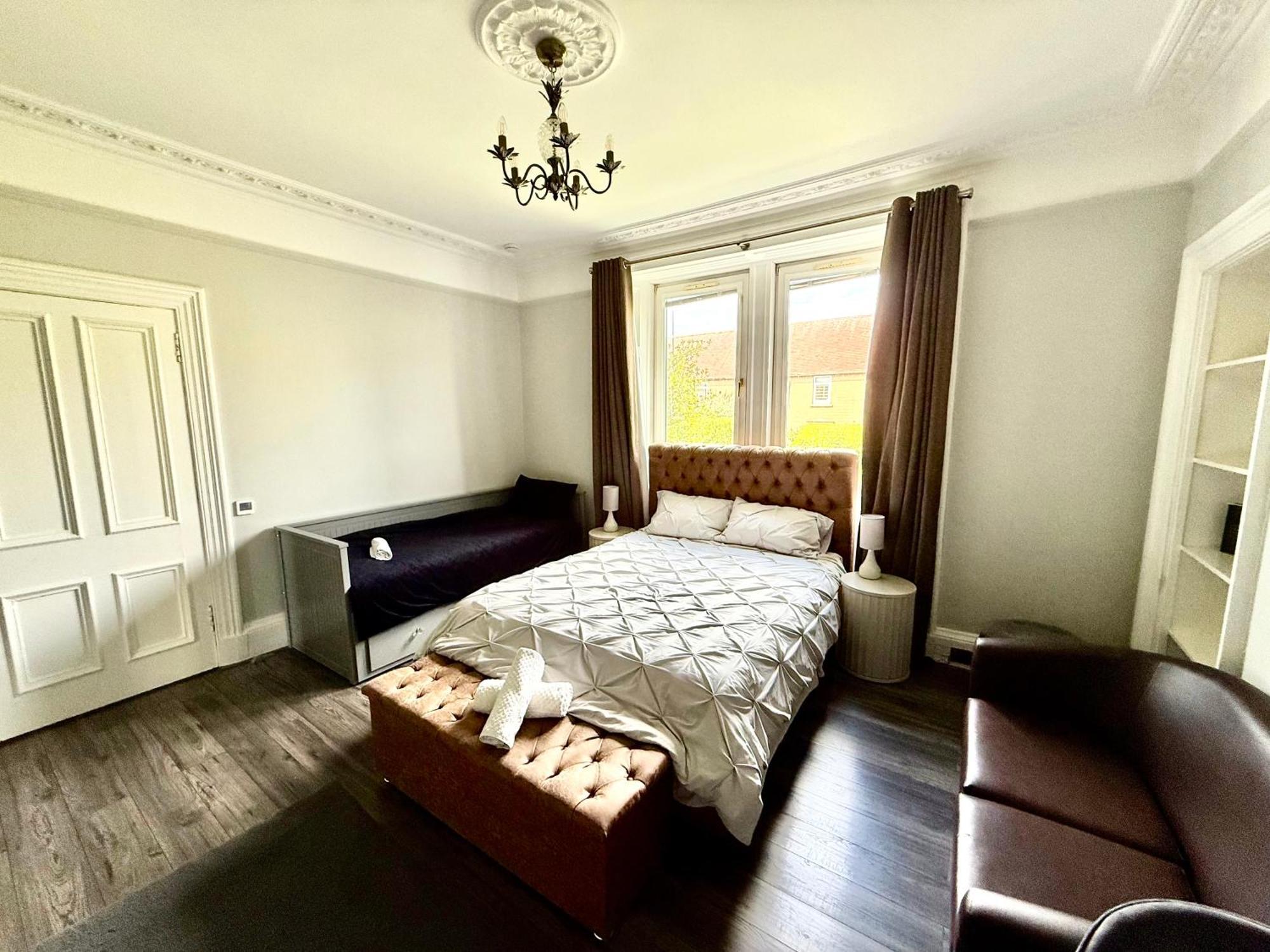 Immanuel House - Modern Luxury Victorian 1872 - Free Parking & Fast Fibre Optic Wifi Appartement *