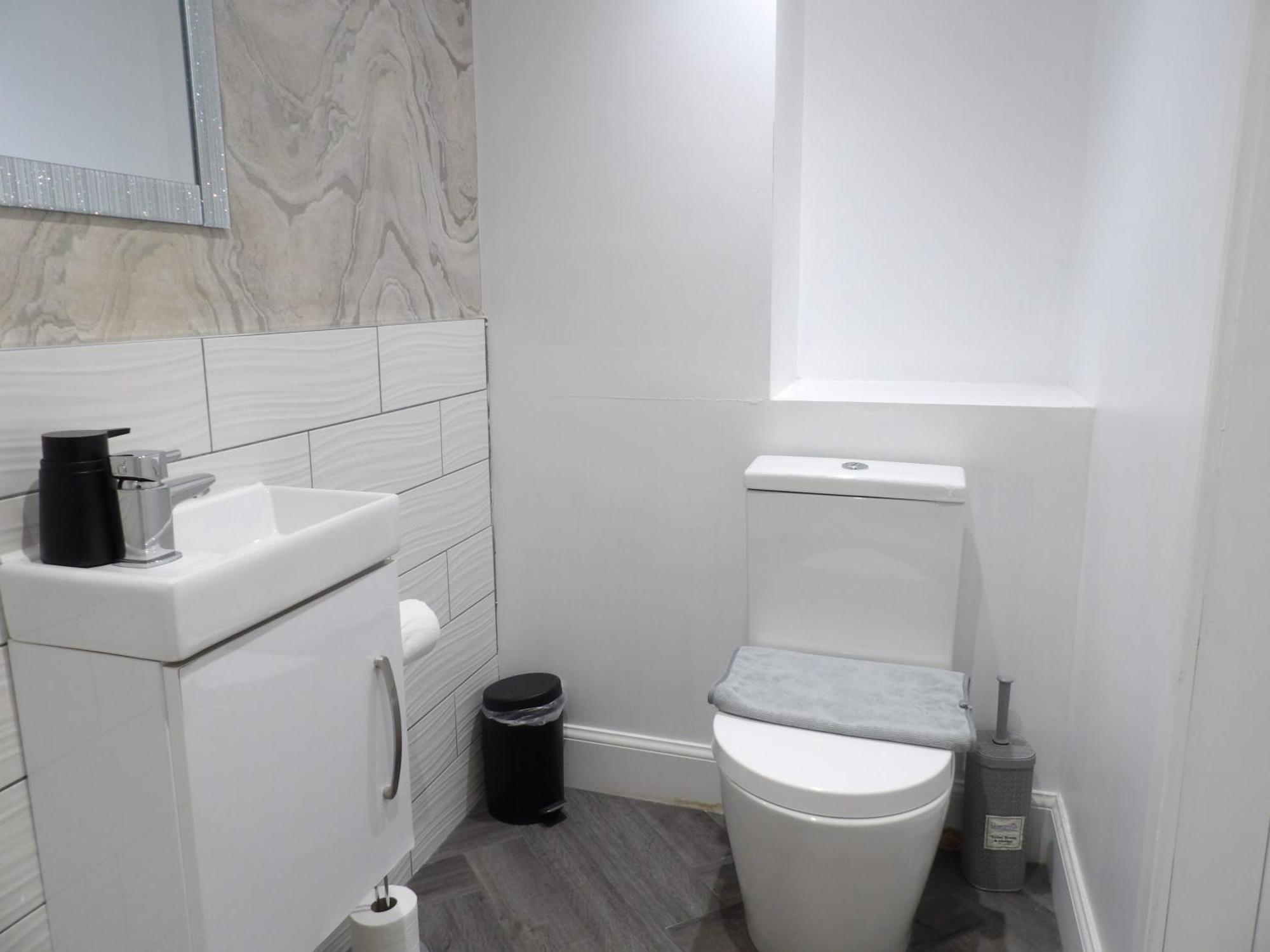 Appartement Lovely 3 Bedroom With Private Garden In Centre *