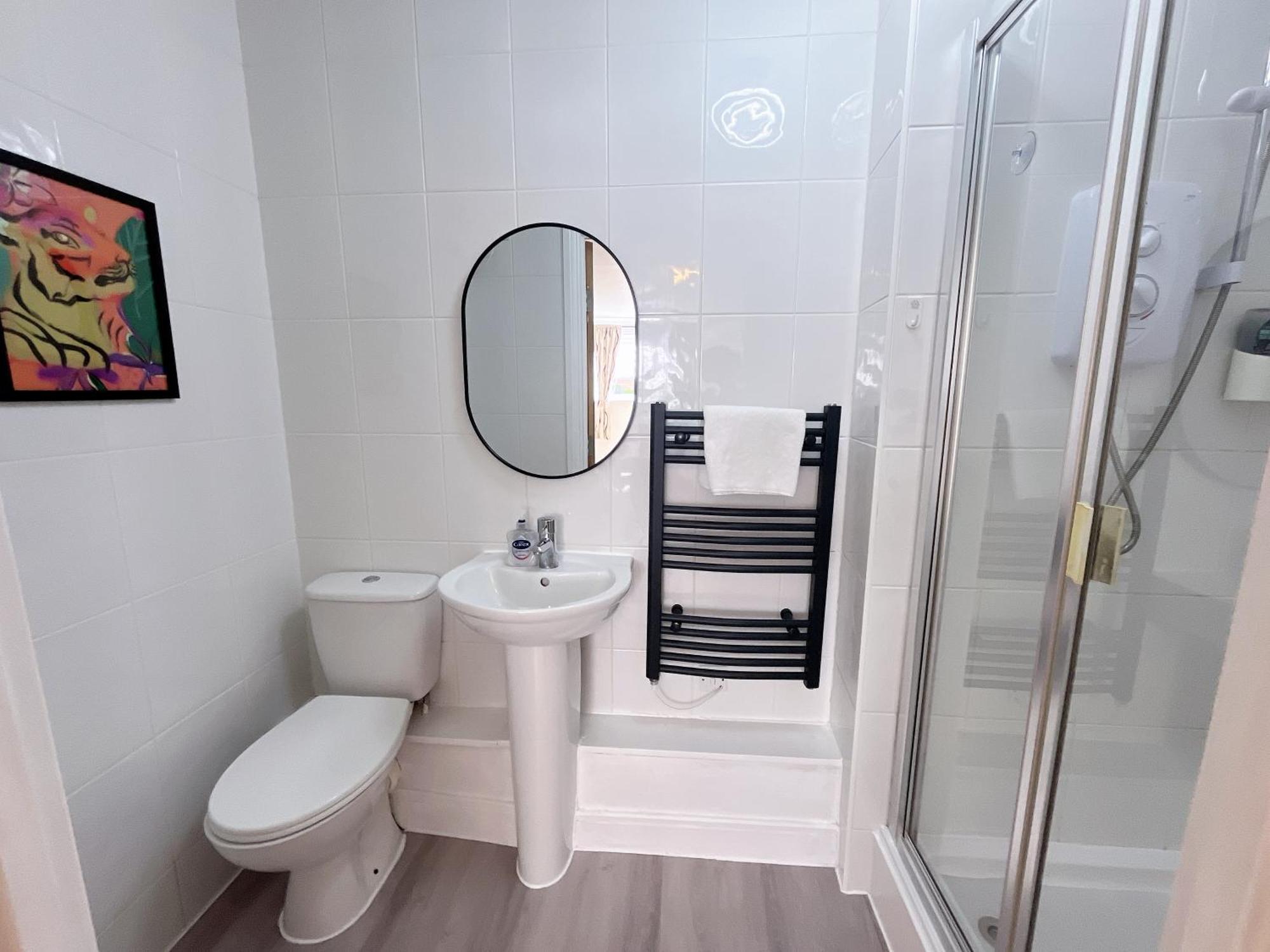Quiet 2 Bedrooms And 2 Bathrooms With Free Parking Édimbourg