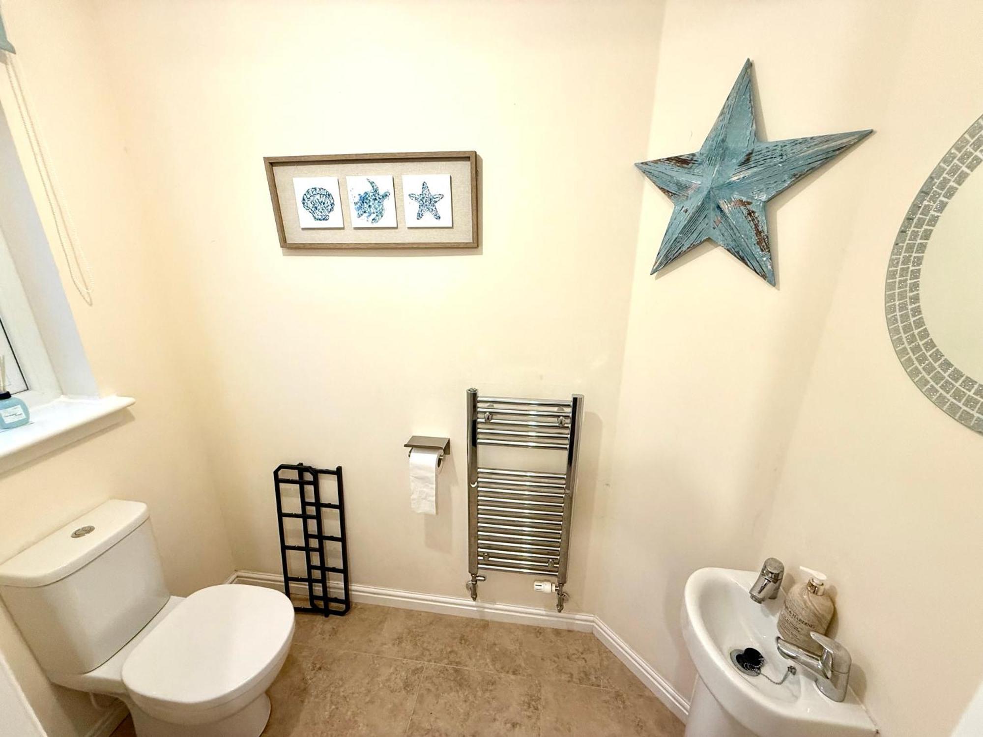 Torwood Townhouse - Free Parking And Contractor Friendly