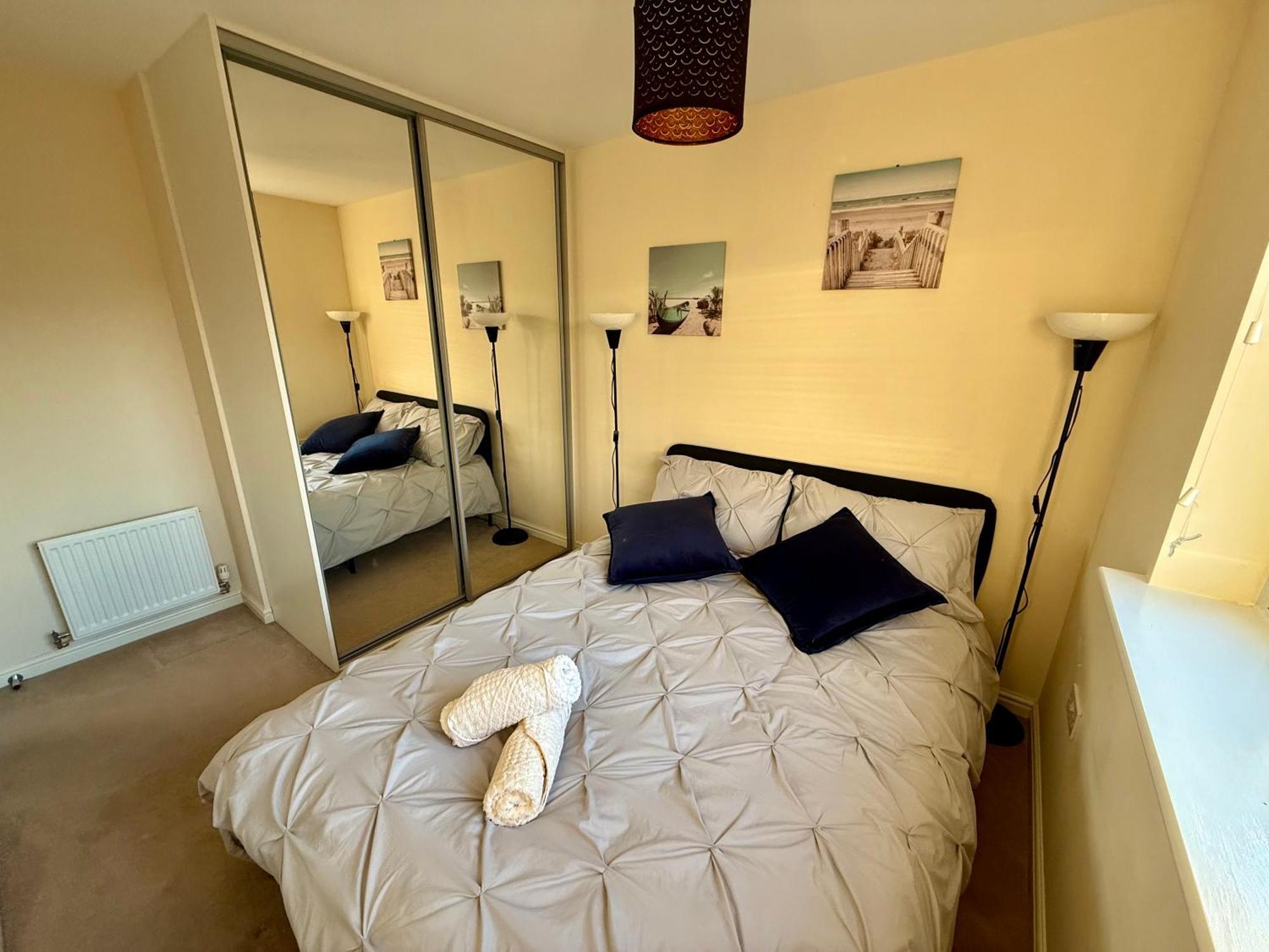 Torwood Townhouse - Free Parking And Contractor Friendly Vakantiehuis
