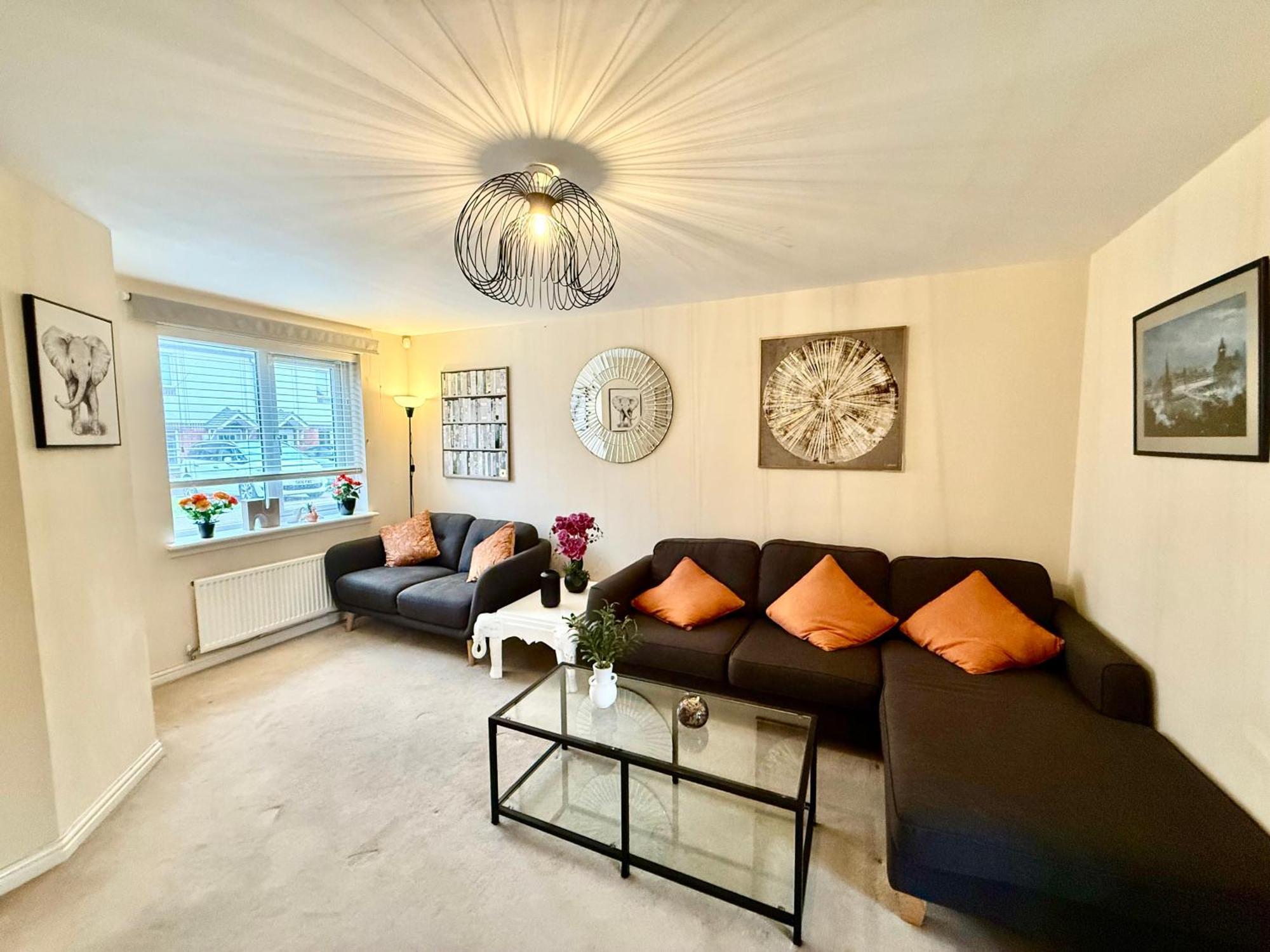 Torwood Townhouse - Free Parking And Contractor Friendly Vakantiehuis