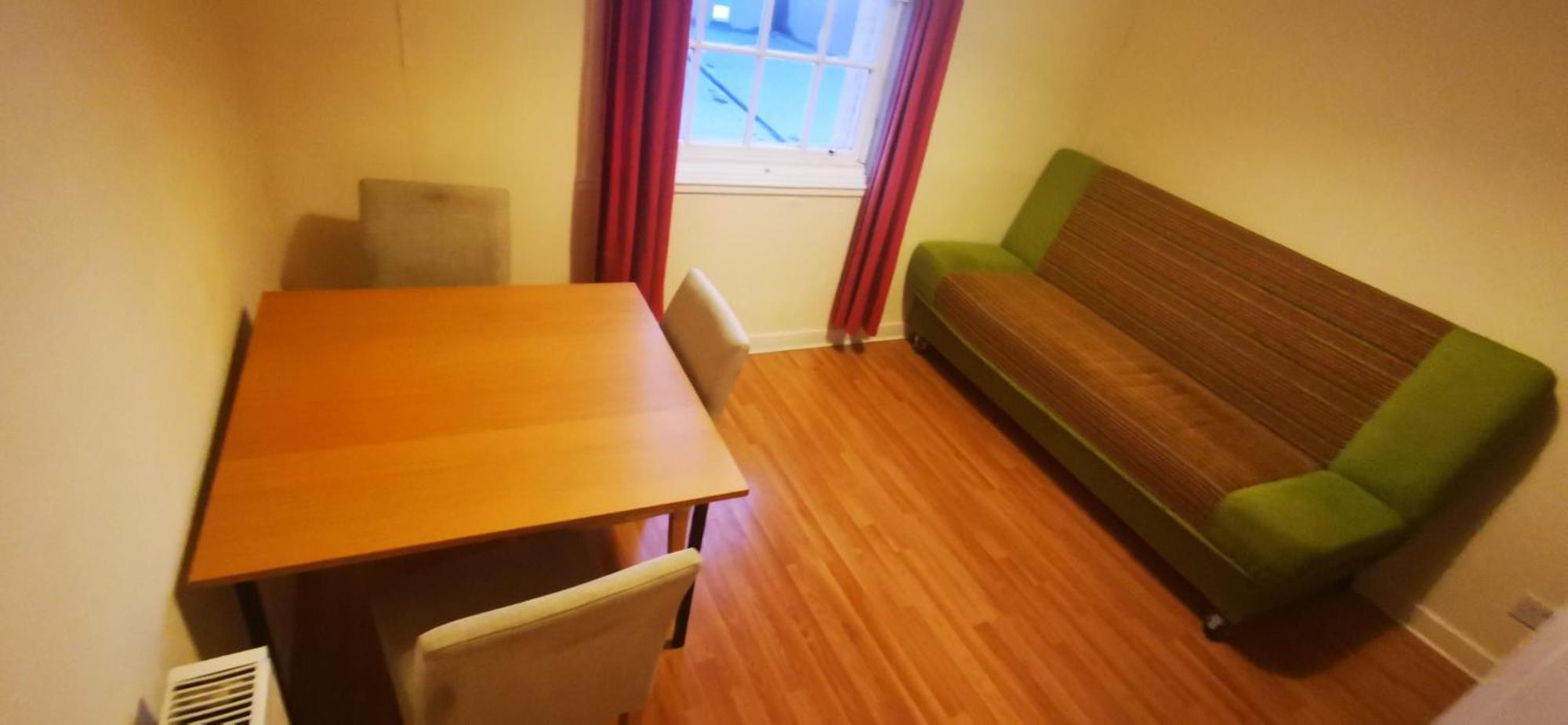 Apartment Simon Square Edinburgh
