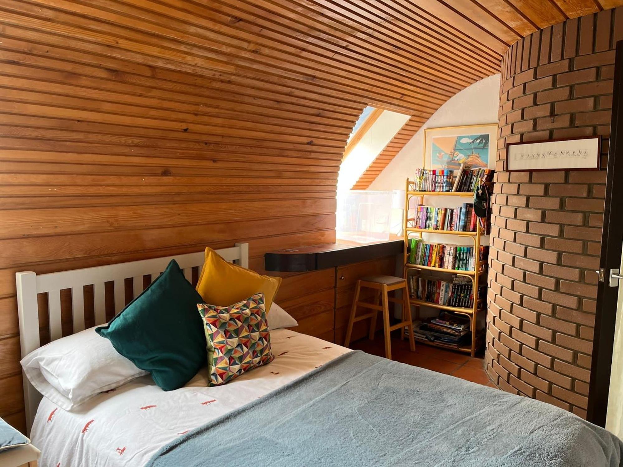 Festival Let With Parking And 15 Min Bus To West End Holiday home