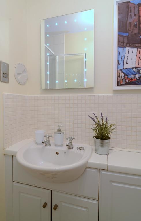 Powderhall Riverside Apartment