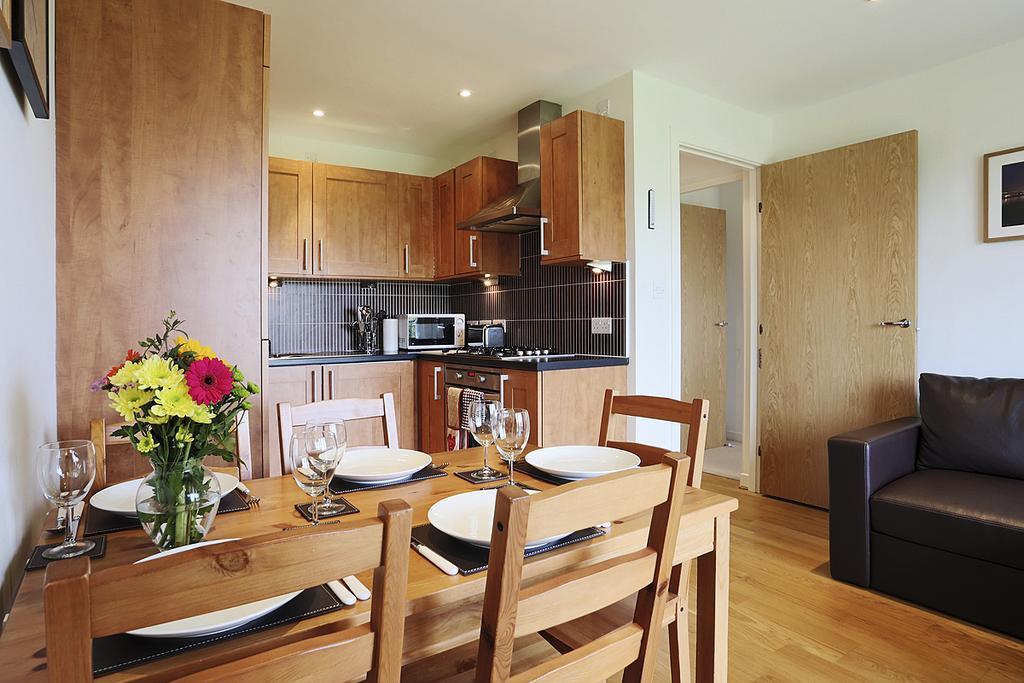 Apartment Lochend Park View