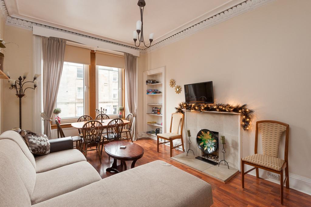 Pitt Street Apartment Beautiful Spacious Apartment Free Parking And Free Sanitizer Apartment Edinburgh