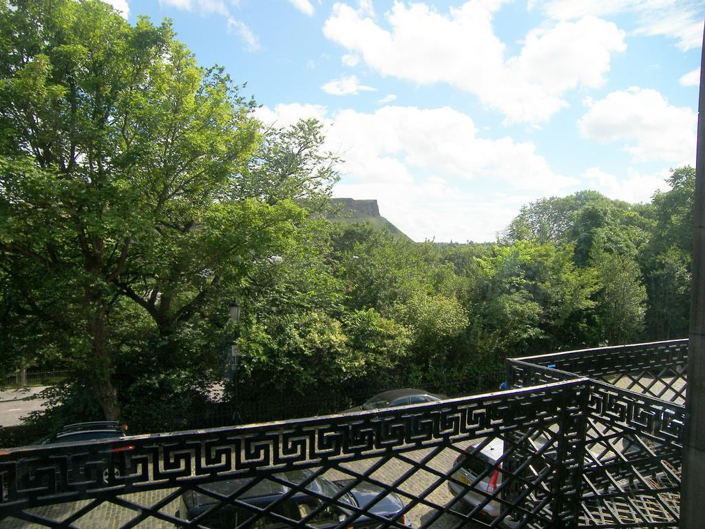 Apartment Regent Terrace, Central And Charming, Quiet Edinburgh