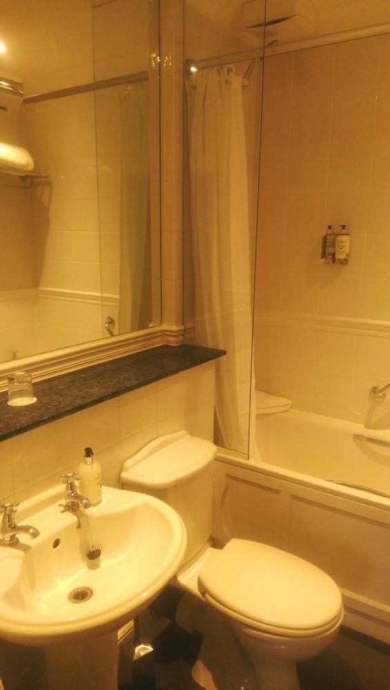 Aparthotel Fountain Court - Royal Garden EDI