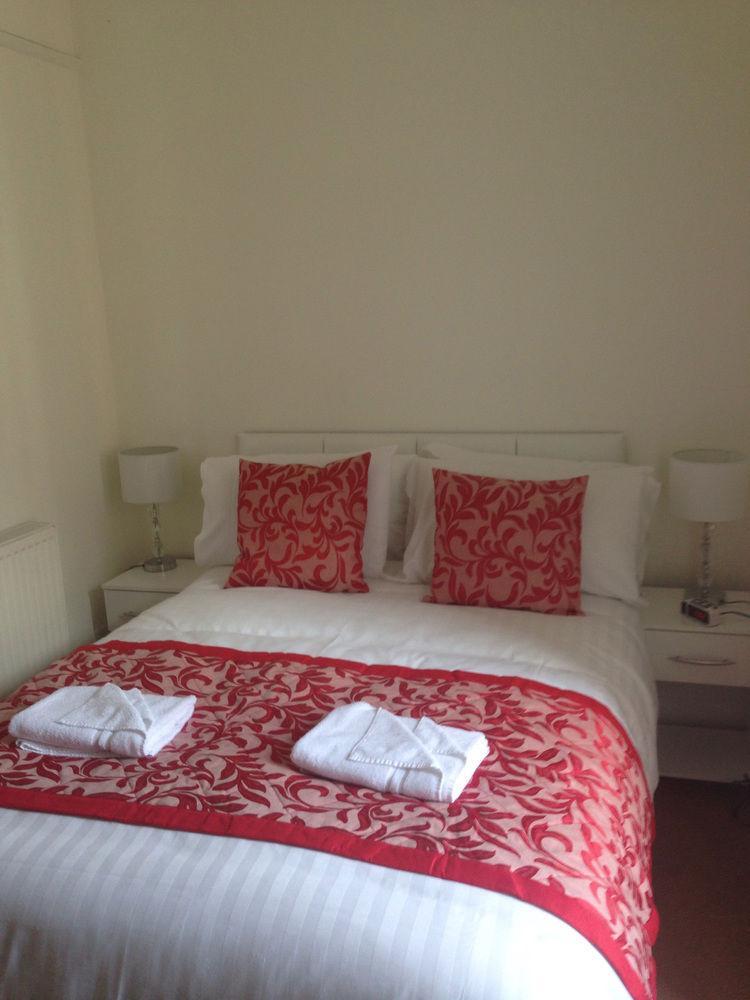 Ailsa 3*