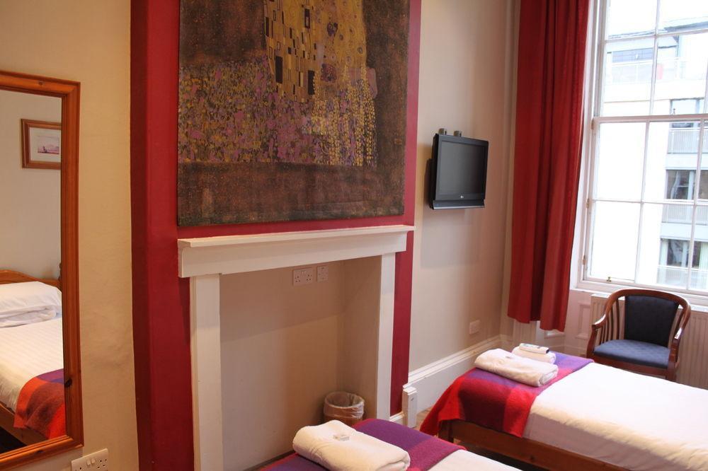 Dene Guest House, New Town Guest house 3*