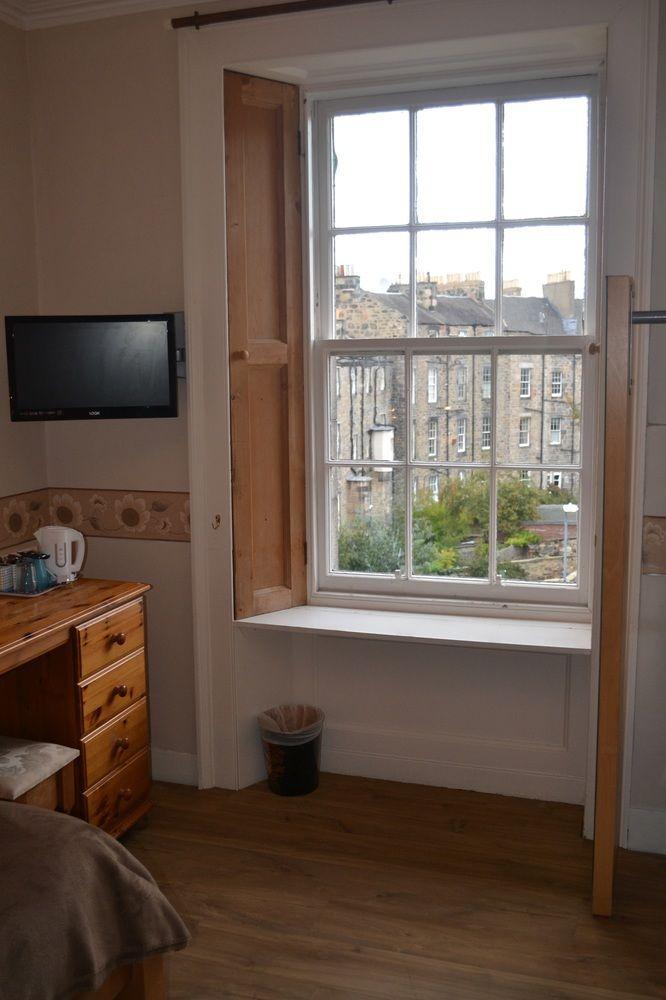 Dene Guest House, New Town Guest house Edinburgh