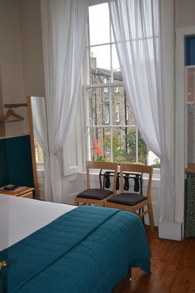 Dene Guest House, New Town Guest house 3*