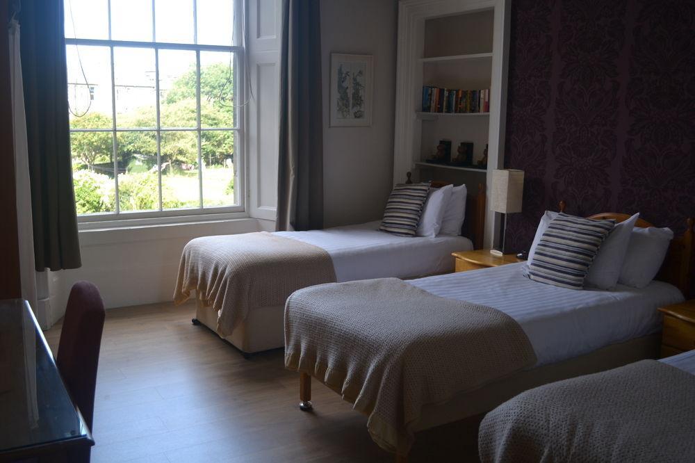 Dene Guest House, New Town Guest house 3*