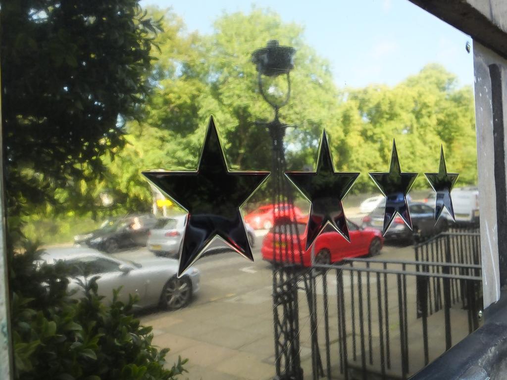 Queens Gasthuis 4*